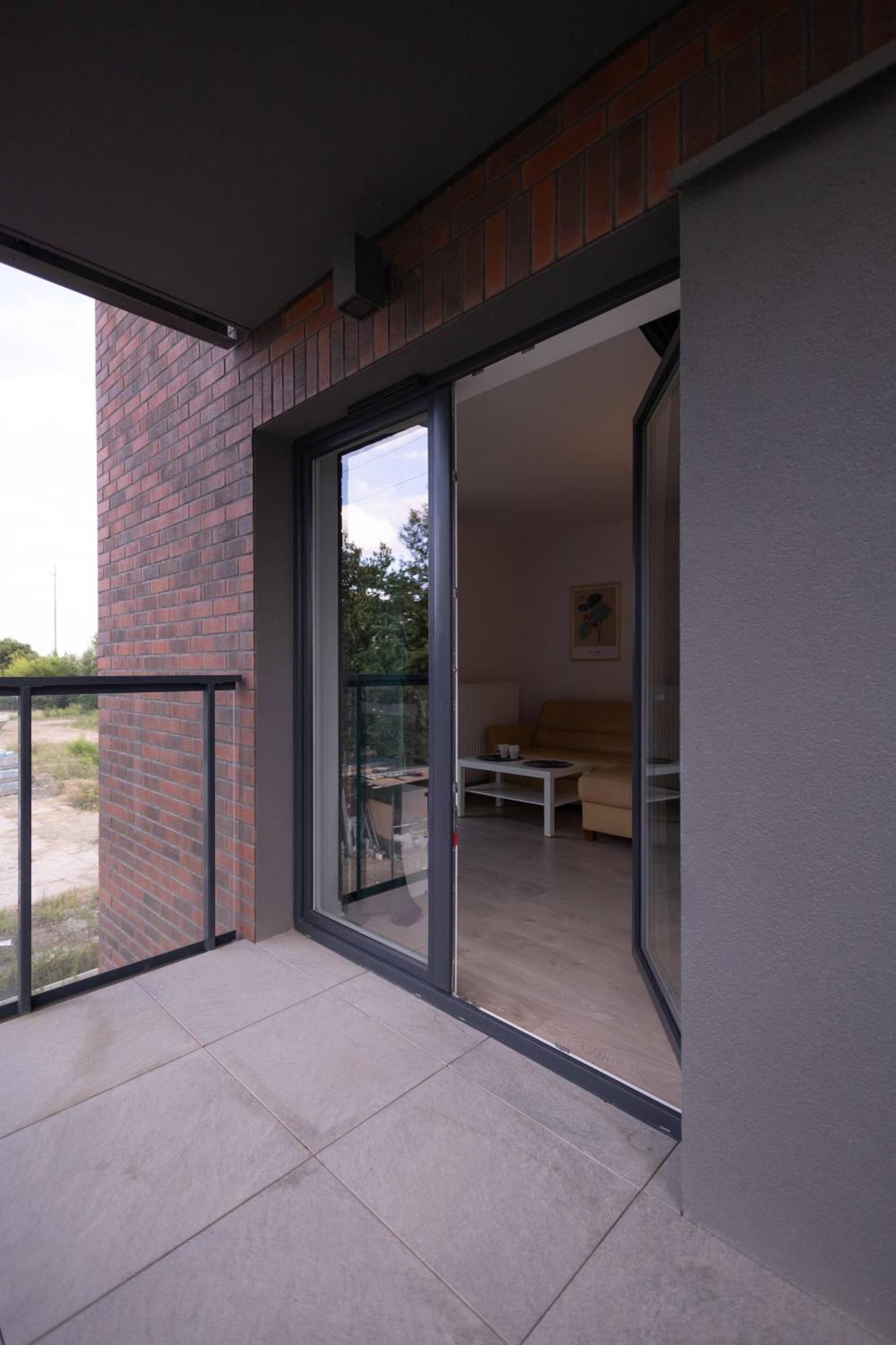 Apartamenty Niedaleko Dworca Od Wroclawapartament-Pl Exterior photo